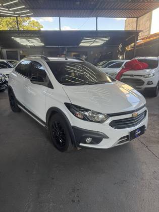 CHEVROLET ONIX 1.4 MPFI ACTIV 8V FLEX 4P MANUAL CHEVROLET ONIX 1.4 MPFI ACTIV 8V FLEX 4P MANUAL